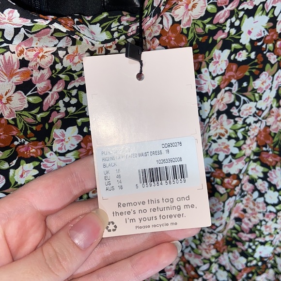 Missguided Highneck Floral Pleated Waist Dress Size 14 Black NWT - Picture 6 of 10